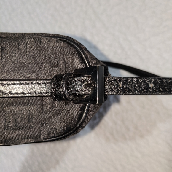 Fendi - Picture 1 of 7